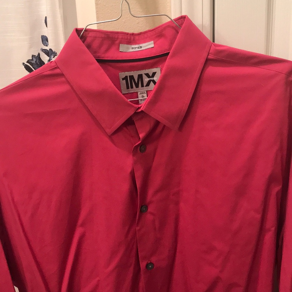 Express Men’s Button down. XL. Pink/Rose color
